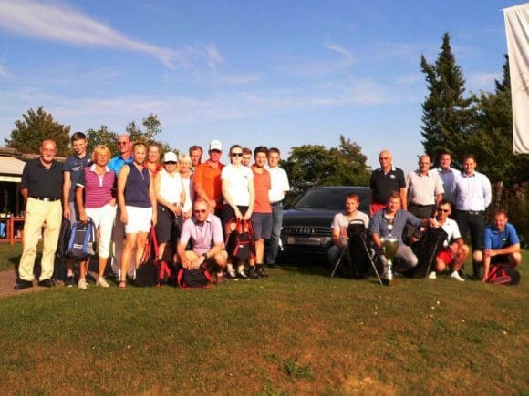 Die erfolgreichen Spieler des Masters im Golfclub Schmallenberg