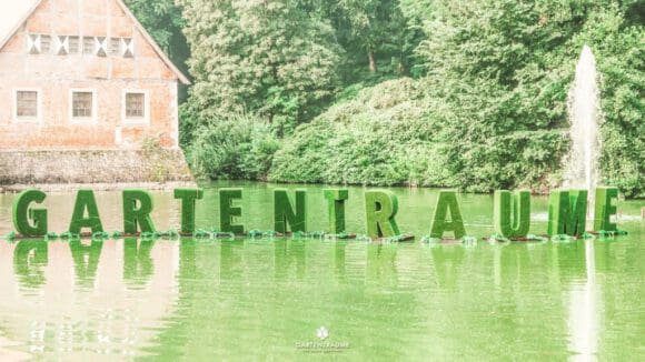 Gartenfreunde treffen sich auf der Burg Hülshoff