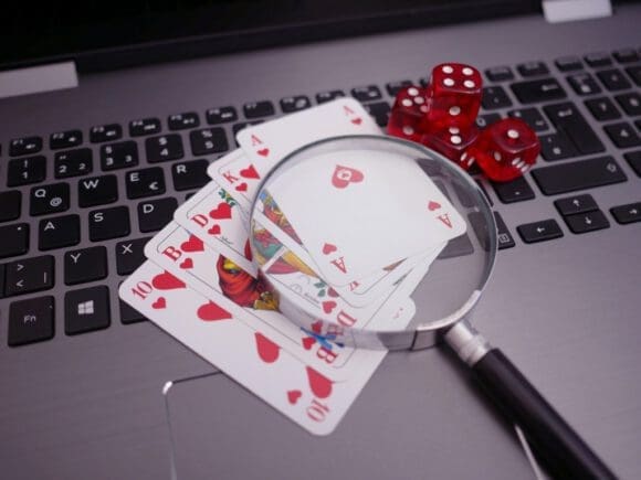 Online Casinos: Männer und Frauen spielen gerne