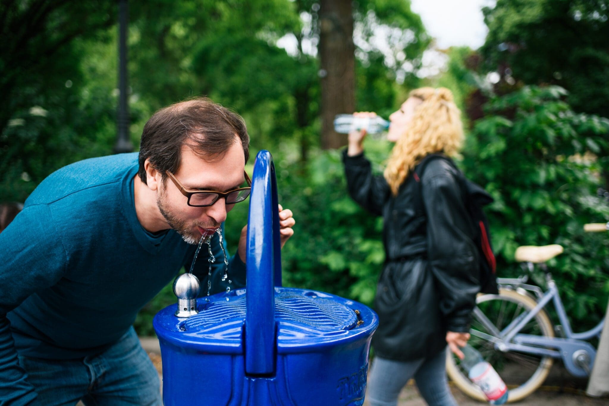 Auch beim Radeln lässt sich mit Leitungswassernutzung Müll vermeiden - Foto a tip: tap e.V. / Lena Ganssmann