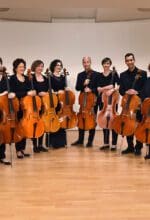 Die 12 Hellweger Cellisten stellen beim 10. Celloherbst am Hellweg die Vielfalt ihres Instrumentes vor. Foto - Volker Beushausen
