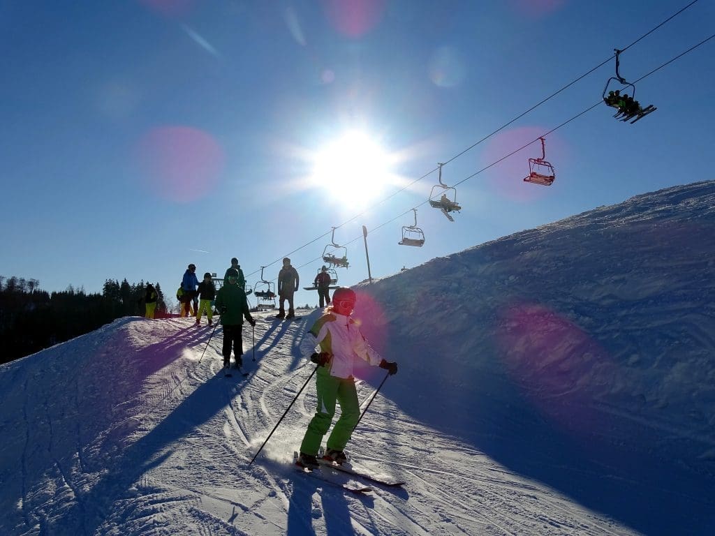 Aktuelles über die Skibedingungen in Neuastenberg finden Interessierte im Skilift Online-Angebot - Foto Skidorf Neuastenberg
