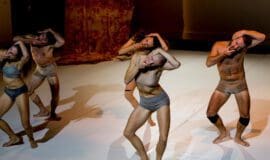 EPICDERMIS: Berührender Tanz im Pumpenhaus