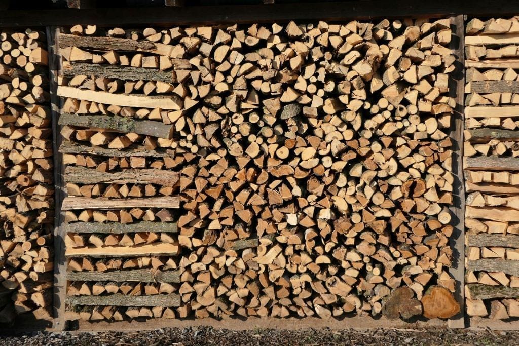 Brennholz sollte man mit Bedacht kaufen